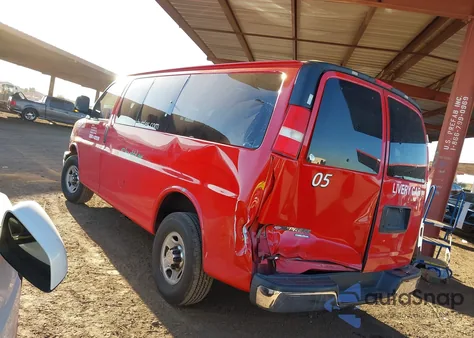 2013 Chevrolet Express 2500 Ls z USA, uszkodzony, nr VIN 1GNWGPFA0D1183227